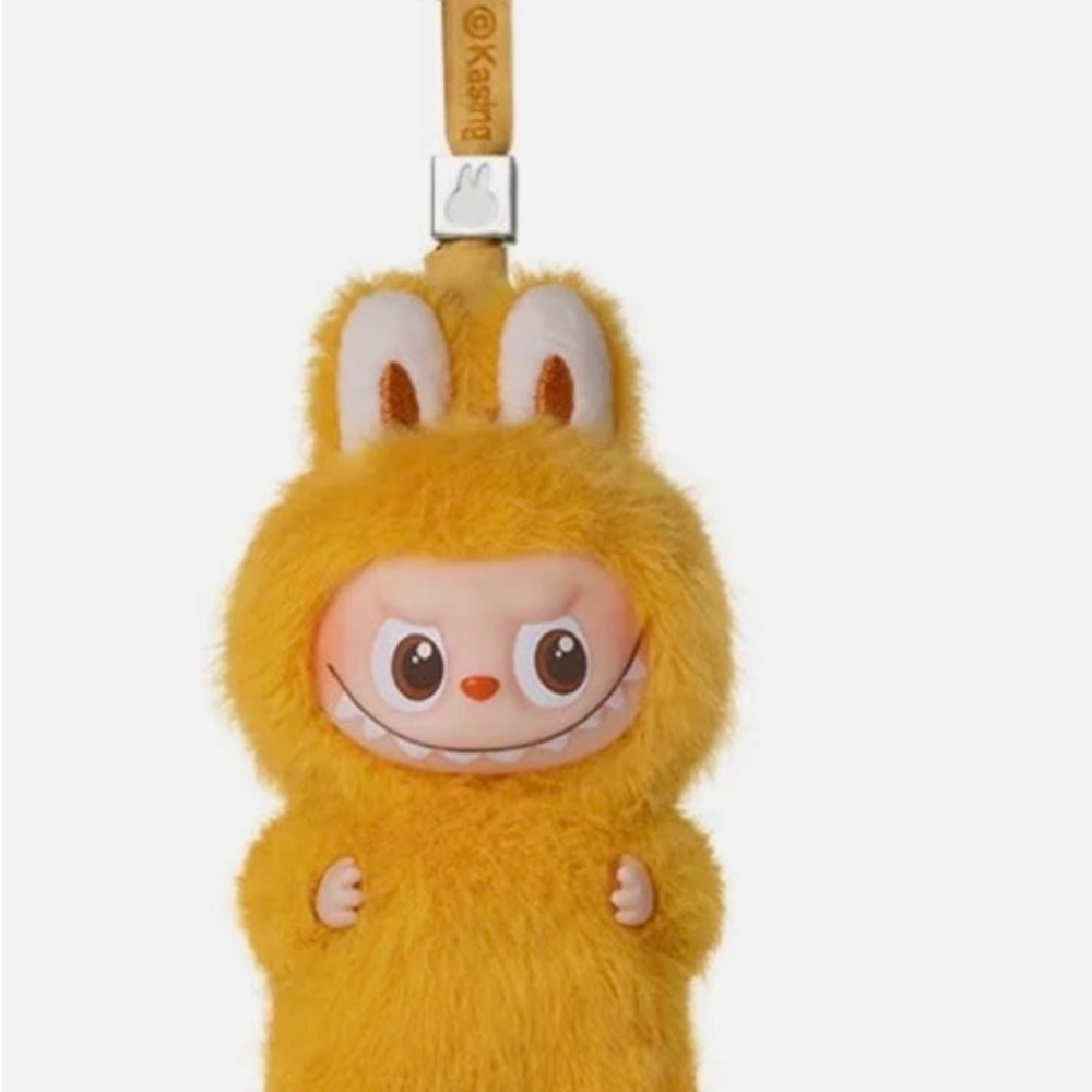 Labubu Pin For Love “Y”